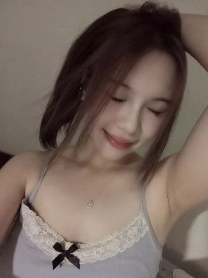 Làm ơn hãy tha cho cái lồn của em huhu